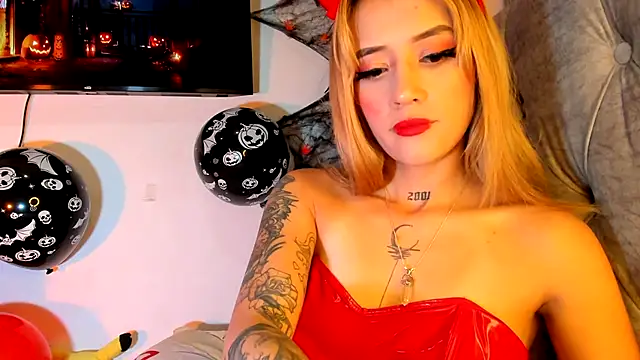 Sabrina Cole online show from November 2, 2025, 4:04 am