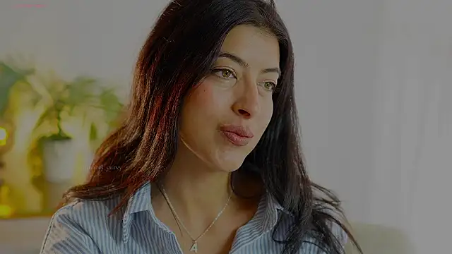 anabelcurvy online show from March 25, 2026, 1:39 pm