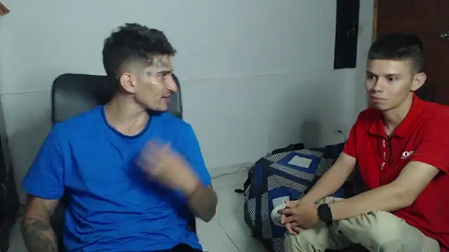 thebestwarrior  online show from September 22, 2025, 4:47 am