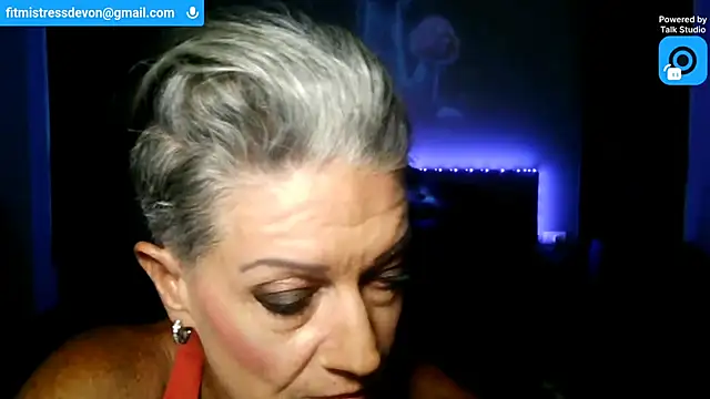Snapshot of Devon2020 chatting on July 7, 2026, 11:58 am Devon2020 online show from July 7, 2026, 11:58 am