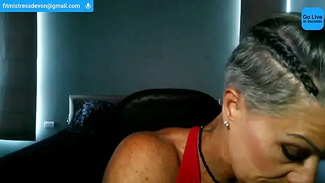 Snapshot of Devon2020 chatting on July 18, 2026, 9:57 am Devon2020 online show from July 18, 2026, 9:57 am