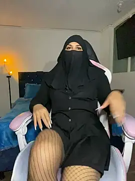 Snapshot of Jameela chatting on February 25, 2025, 11:44 pm Jameela online show from February 25, 2025, 11:44 pm