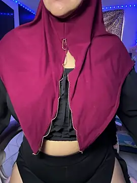 Snapshot of Jameela chatting on March 3, 2026, 10:26 pm Jameela online show from March 3, 2026, 10:26 pm