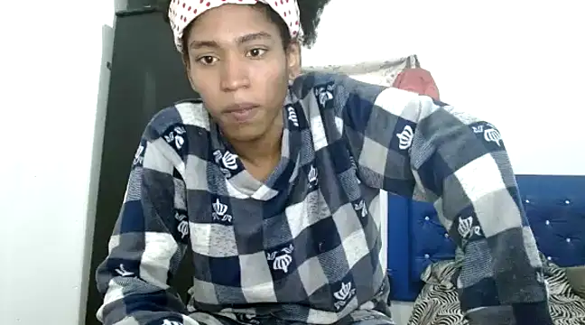 Snapshot of angelamarie1 chatting on December 4, 2024, 2:15 pm angelamarie1 online show from December 4, 2024, 2:15 pm