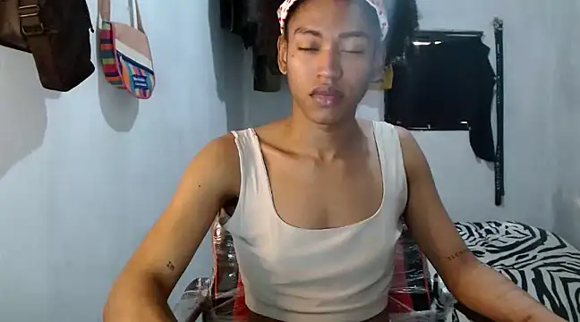 Snapshot of angelamarie1 chatting on December 20, 2024, 8:01 pm angelamarie1 online show from December 20, 2024, 8:01 pm