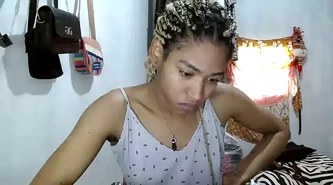 Snapshot of angelamarie1 chatting on January 20, 2025, 12:49 pm angelamarie1 online show from January 20, 2025, 12:49 pm