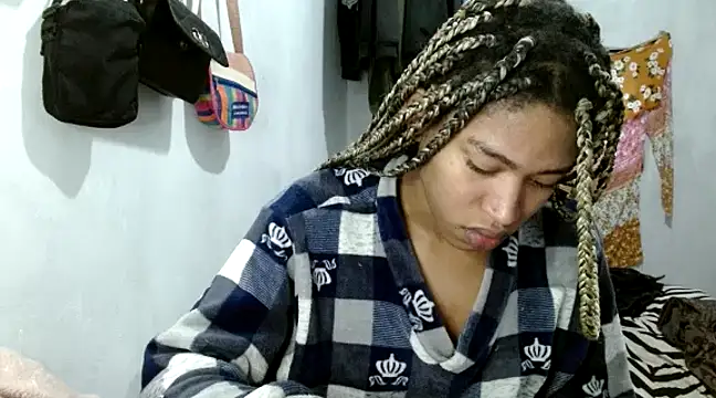 Snapshot of angelamarie1 chatting on February 19, 2025, 12:00 pm angelamarie1 online show from February 19, 2025, 12:00 pm