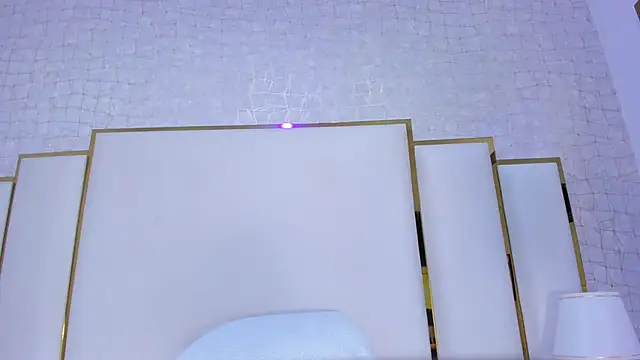 paola rodriguez online show from September 26, 2025, 11:47 am