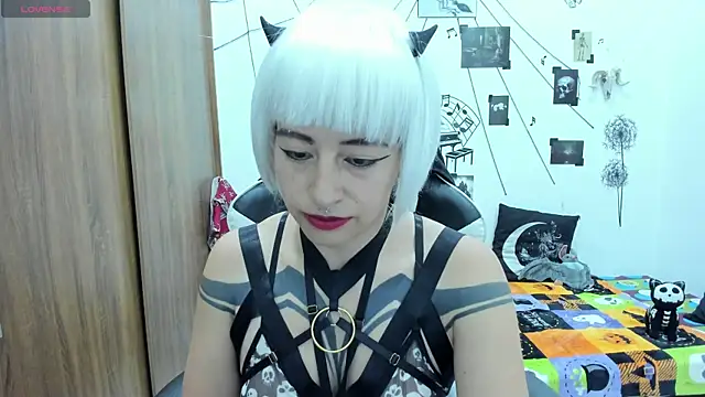 yunkodolly666 online show from March 8, 2025, 9:08 pm