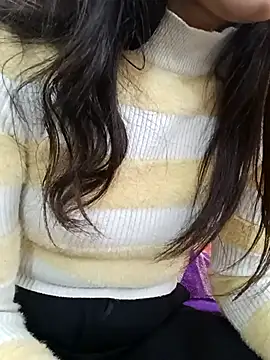 CuteSarikaLIVE online show from November 27, 2025, 4:03 am