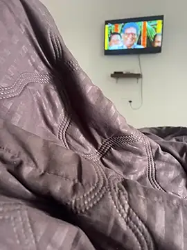 raguram143 online show from November 5, 2025, 8:03 am