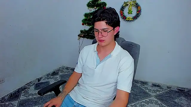 patrik 027 online show from December 5, 2024, 9:39 pm