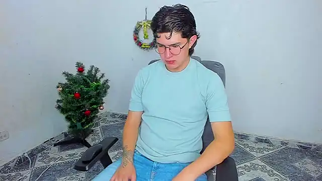 patrik 027 online show from December 23, 2024, 1:13 pm