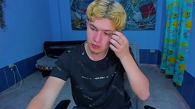 patrik 027 online show from September 12, 2025, 6:35 am