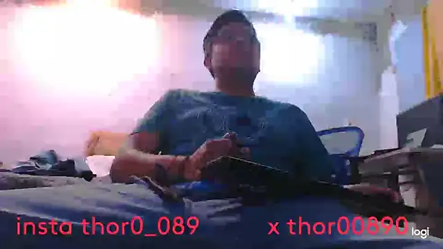 Snapshot of thor000089 chatting on October 7, 2025, 5:26 am thor000089 online show from October 7, 2025, 5:26 am