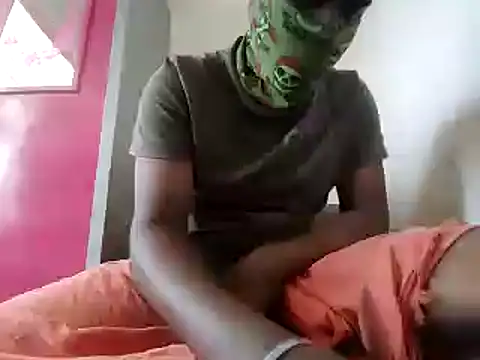 Snapshot of Mallupaiyanaachu chatting on January 20, 2025, 7:58 am Mallupaiyanaachu online show from January 20, 2025, 7:58 am