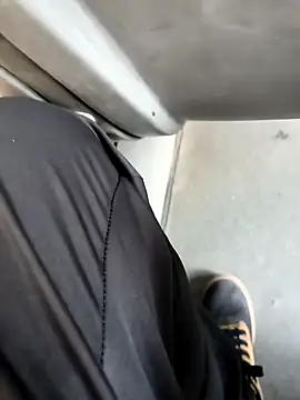 Snapshot of Mallupaiyanaachu chatting on February 2, 2025, 5:21 am Mallupaiyanaachu online show from February 2, 2025, 5:21 am