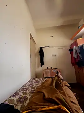 Snapshot of Mallupaiyanaachu chatting on March 12, 2025, 7:35 am Mallupaiyanaachu online show from March 12, 2025, 7:35 am