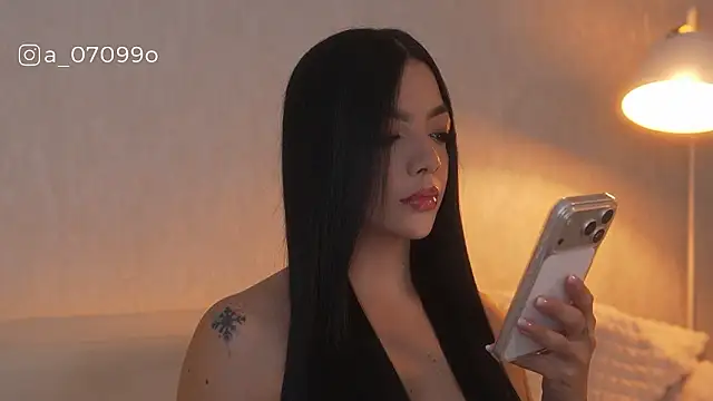 sarah hiill online show from February 19, 2026, 12:06 am