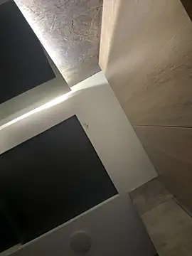 CeliWoods online show from February 13, 2026, 10:44 am