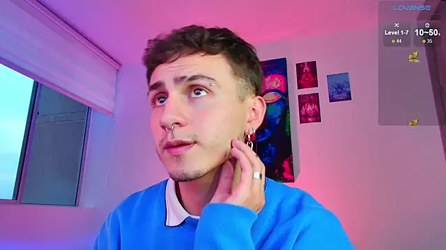 dimitri-bilak online show from November 22, 2025, 10:42 pm