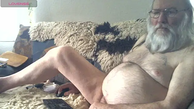 SexySantaC online show from April 13, 2026, 8:09 am