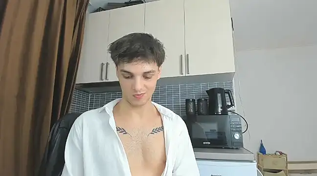 Snapshot of Angelfrank__ chatting on March 11, 2025, 1:05 am Angelfrank online show from March 11, 2025, 1:05 am