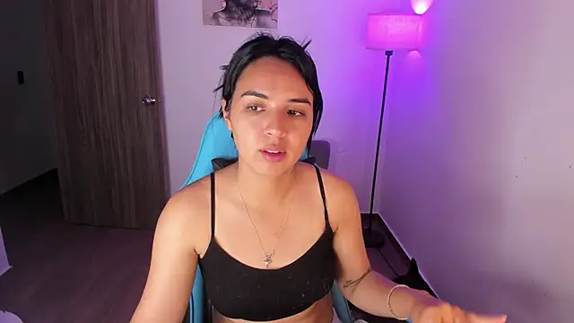 Miss Nicole online show from March 29, 2026, 7:03 pm