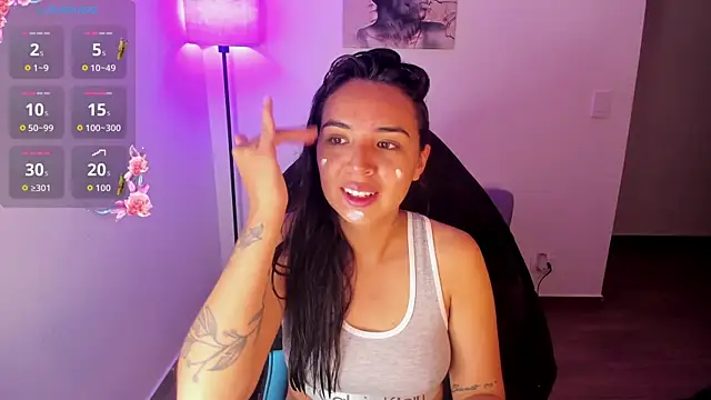 Snapshot of Miss_Nicole chatting on May 31, 2026, 12:56 pm Miss Nicole online show from May 31, 2026, 12:56 pm
