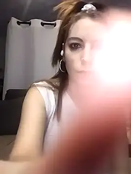 Snapshot of XLisaxx chatting on February 1, 2026, 1:09 pm XLisaxx online show from February 1, 2026, 1:09 pm