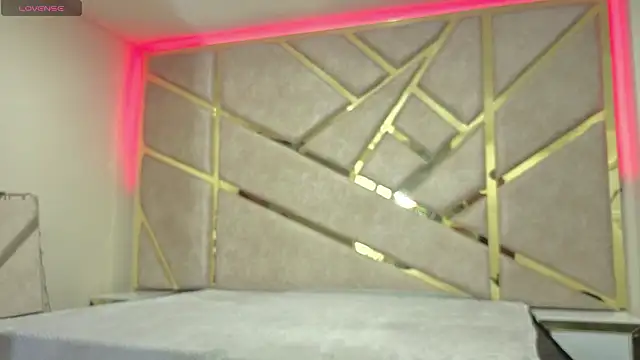  emma miller  online show from February 14, 2026, 11:07 am