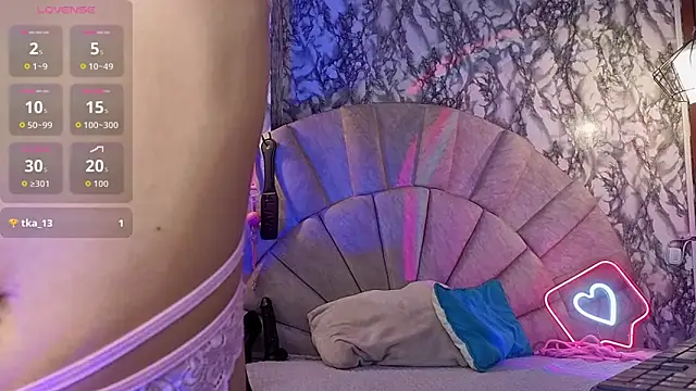  emma miller  online show from March 3, 2026, 11:16 am