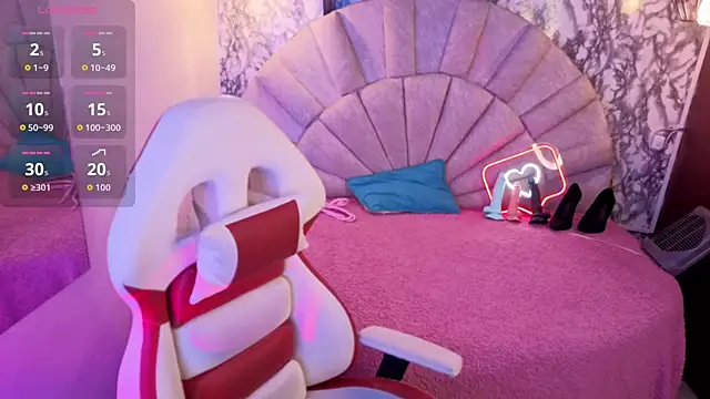  emma miller  online show from March 18, 2026, 11:46 am