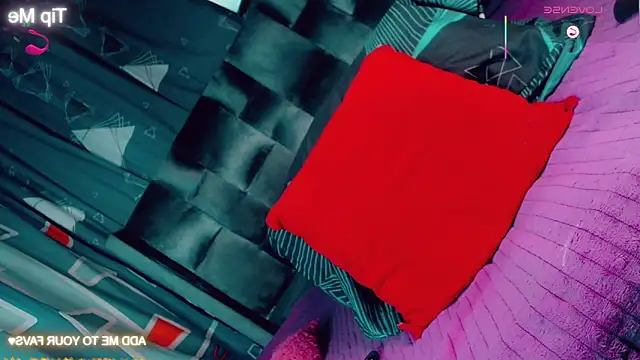 Snapshot of CharlotteBigCock chatting on February 6, 2026, 1:58 pm CharlotteBigCock online show from February 6, 2026, 1:58 pm