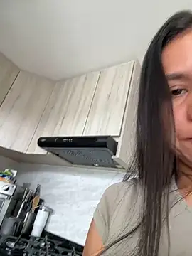 Reggie-Liam online show from November 3, 2025, 6:31 pm