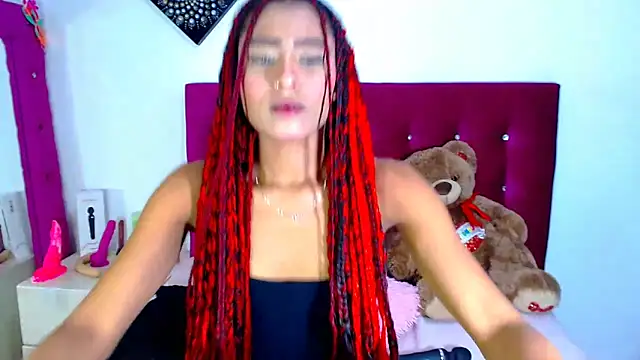 Jenng18 online show from September 29, 2025, 10:58 pm