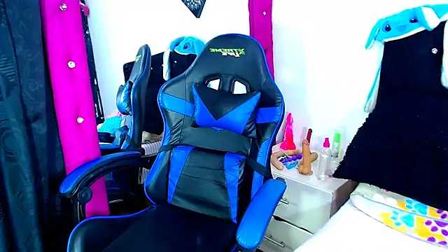 Jenng18 online show from February 14, 2026, 5:15 am