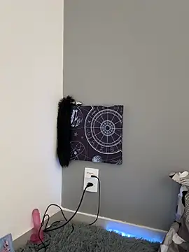 SophiaMelissa online show from April 14, 2026, 4:35 pm