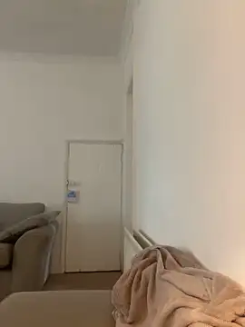 Bustyblondebabe32 online show from March 22, 2025, 2:25 pm