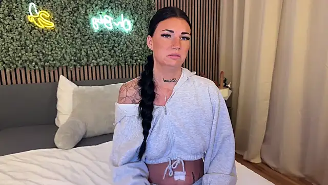 LizaRoxx online show from February 8, 2026, 12:14 am