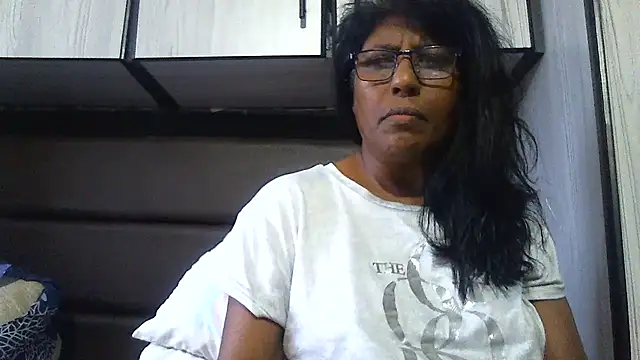 Snapshot of MsAttitude chatting on February 9, 2025, 11:36 am MsAttitude online show from February 9, 2025, 11:36 am