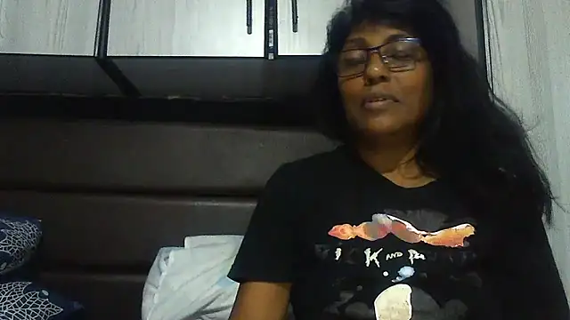 Snapshot of MsAttitude chatting on March 6, 2025, 4:49 pm MsAttitude online show from March 6, 2025, 4:49 pm