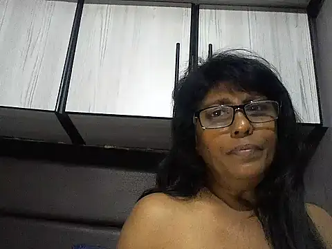 Snapshot of MsAttitude chatting on November 22, 2025, 3:11 pm MsAttitude online show from November 22, 2025, 3:11 pm