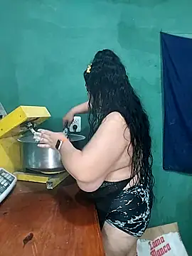 fantasyboobs online show from November 3, 2025, 7:53 am