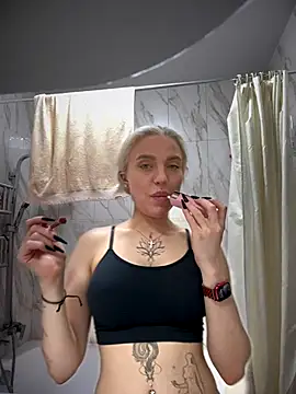 Snapshot of pinkstar_ chatting on November 2, 2025, 4:59 am pinkstar online show from November 2, 2025, 4:59 am