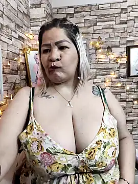 Dalessa Bigtits online show from March 2, 2026, 5:08 am