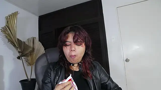 SabinaMerchetti online show from April 20, 2026, 2:03 am