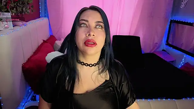 nathalie zanettii online show from June 4, 2026, 4:02 pm