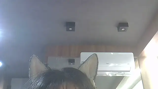 Skinny-Kitten online show from January 13, 2026, 2:39 am