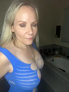 Snapshot of Sexual_Lovable_Doll chatting on September 12, 2025, 12:38 pm Sexual Lovable Doll online show from September 12, 2025, 12:38 pm